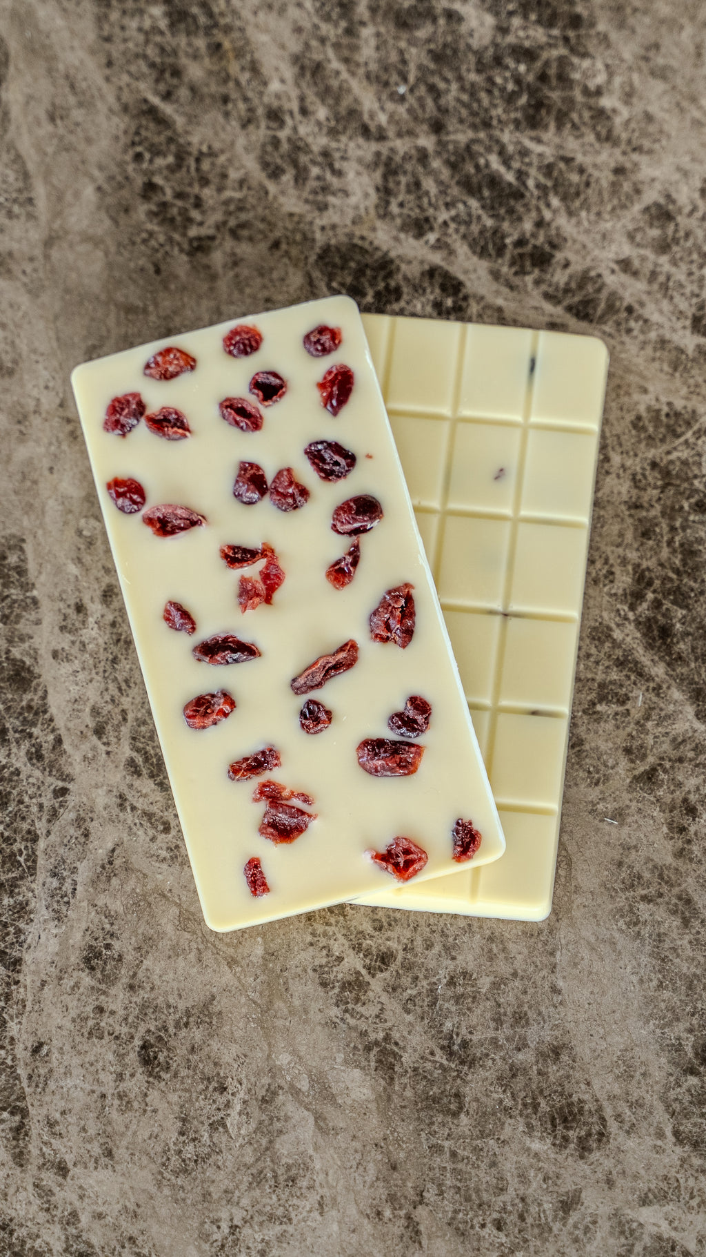 White Chocolate with Cranberries (100g)