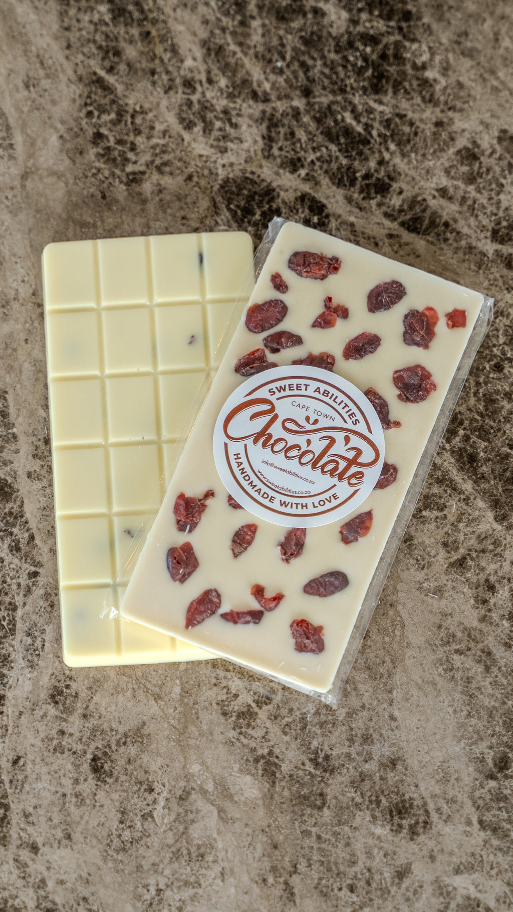 White Chocolate with Cranberries (100g)