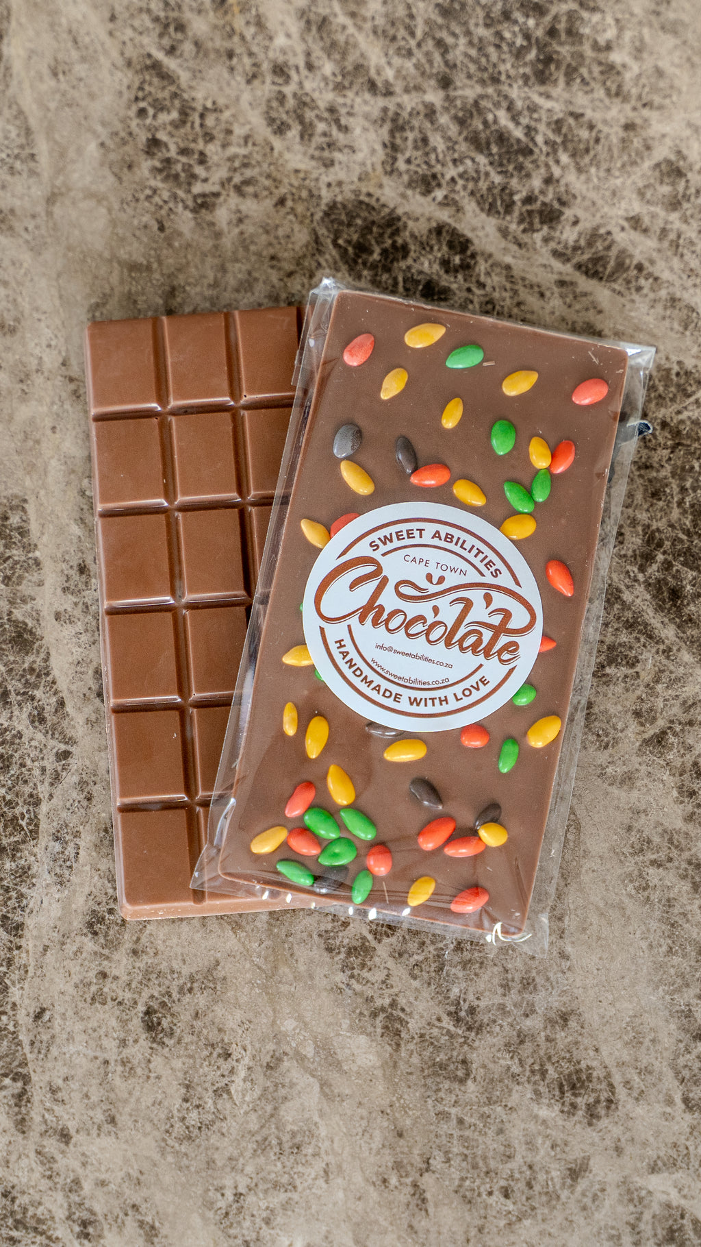 Milk Chocolate with Candy Sunflower Seeds (100g)