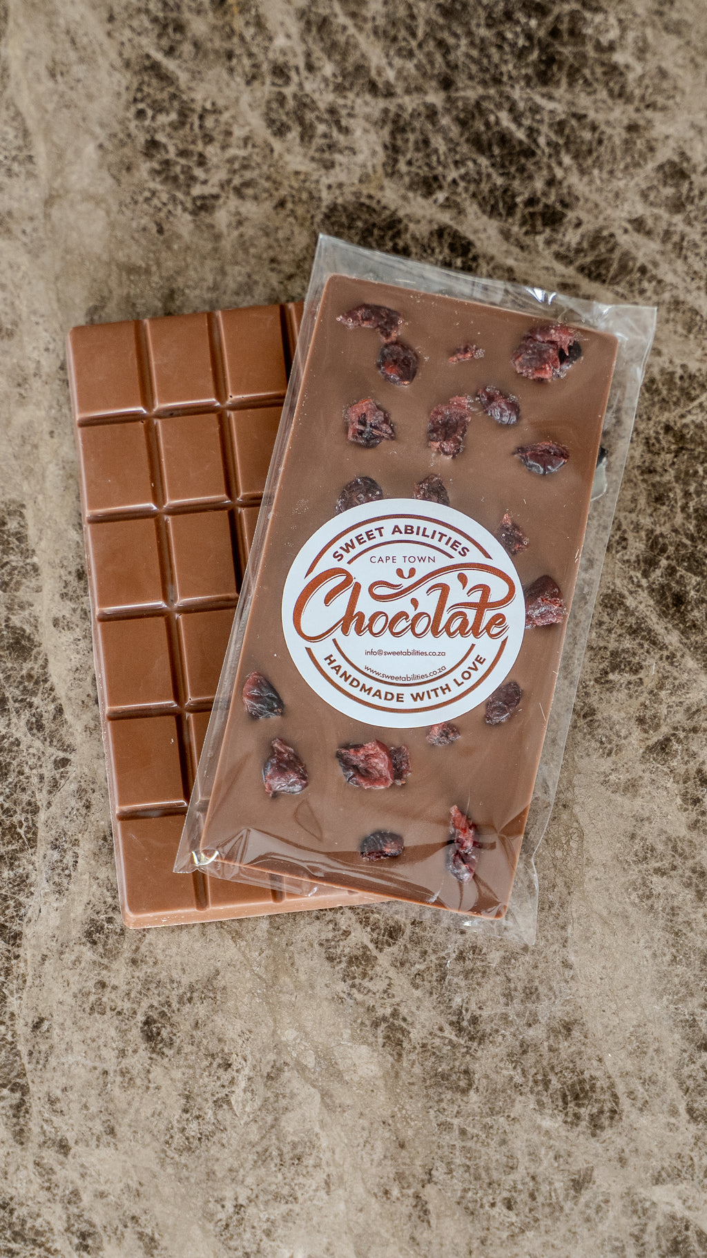Milk Chocolate with Cranberries (100g)