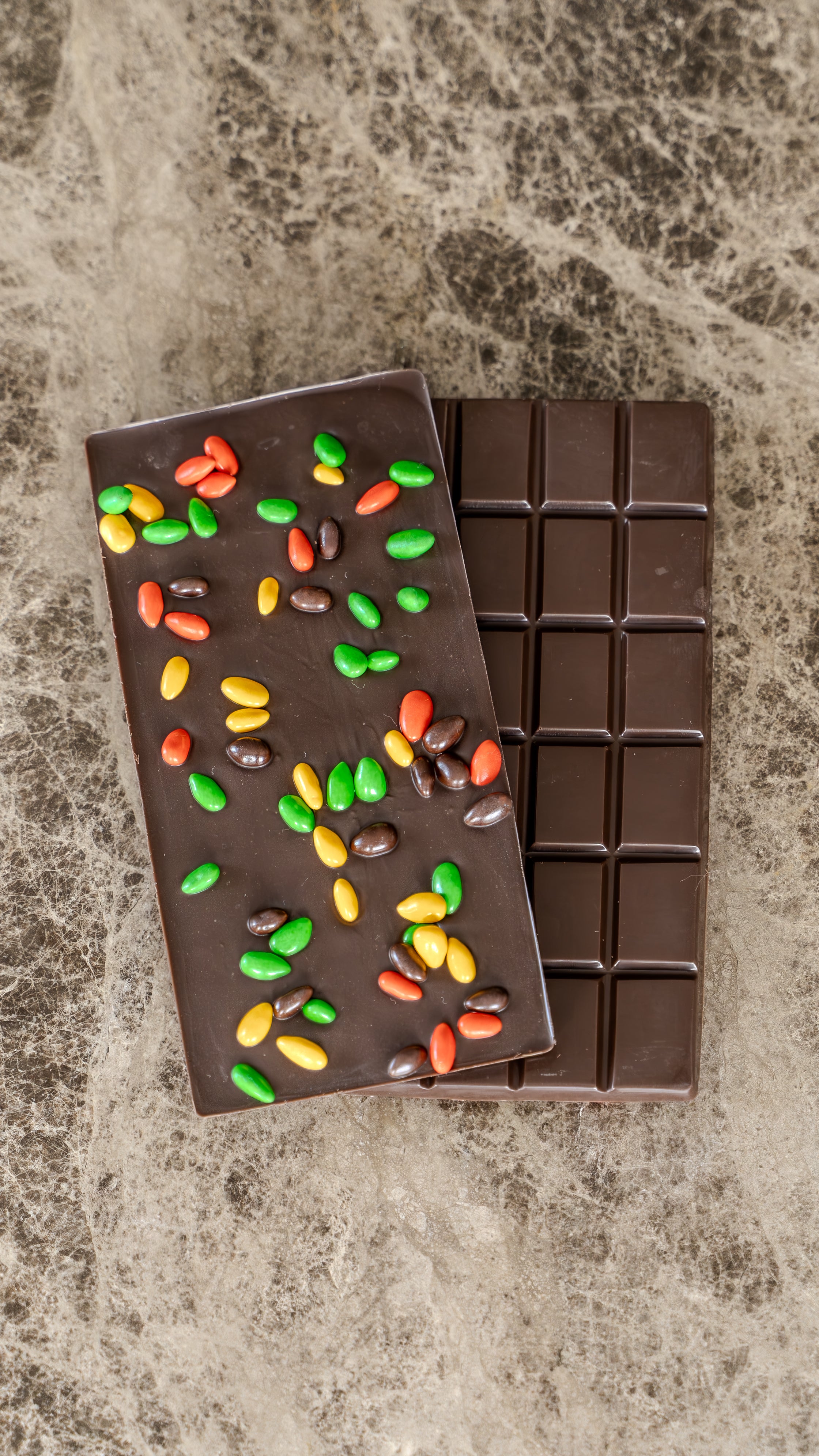 Dark Chocolate with Candy Sunflower Seeds (100g)