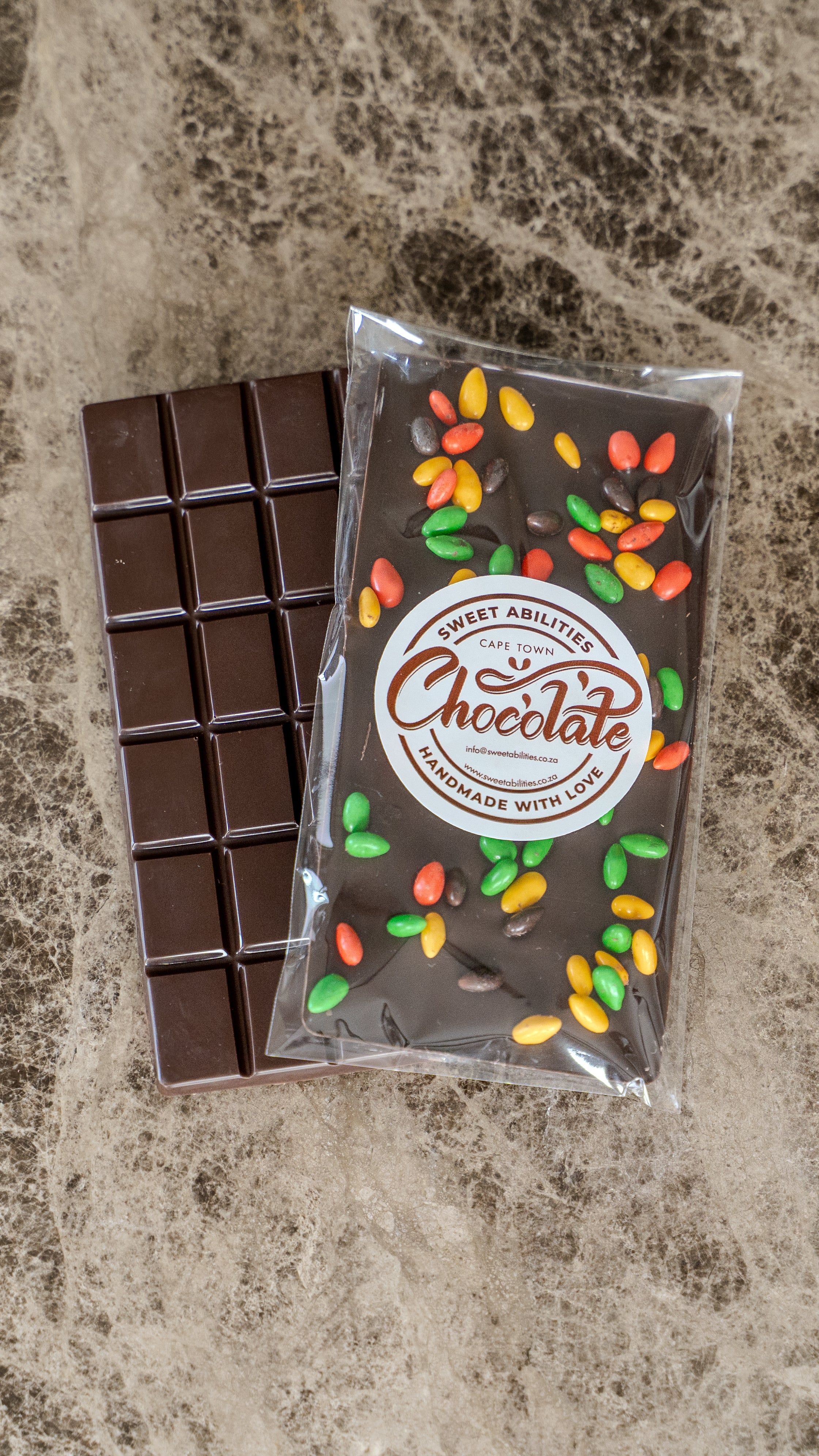 Dark Chocolate with Candy Sunflower Seeds (100g)