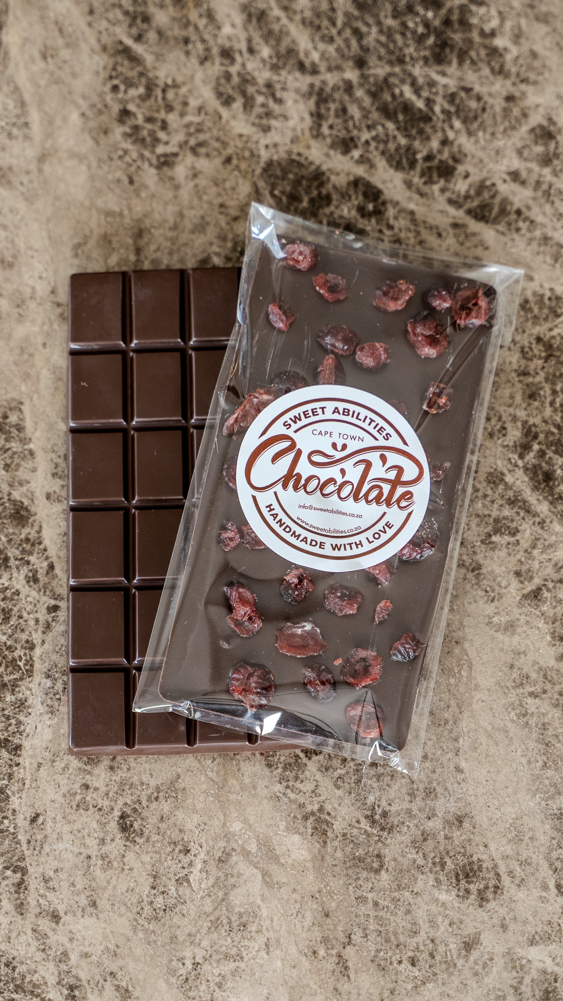 Dark Chocolate with Cranberries (100g)